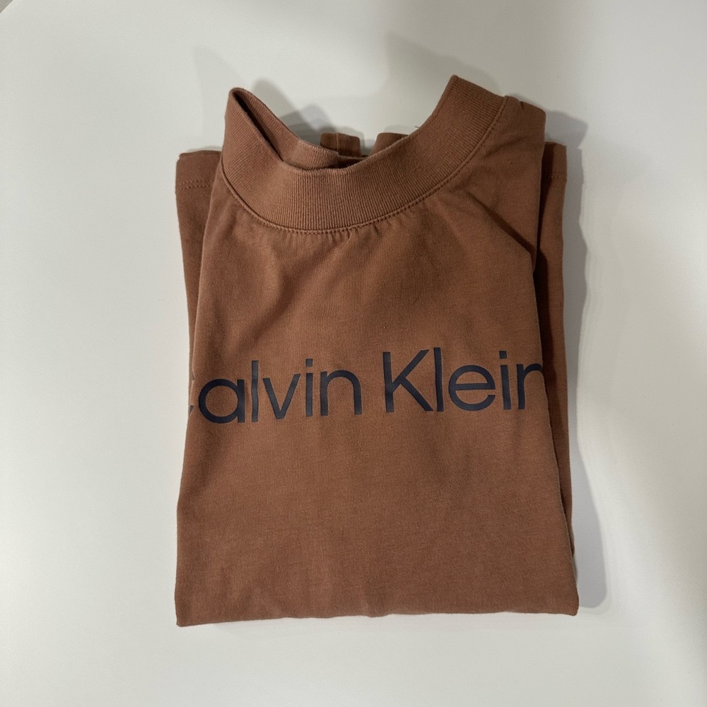 Calvin Klein womens Brown T-Shirt size small